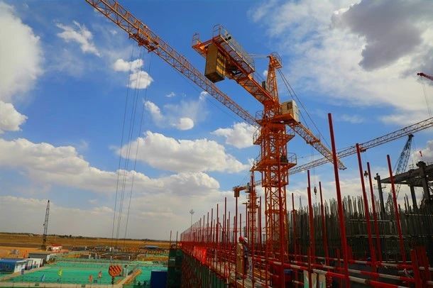 大型機械吊裝作業(yè) 大型機械吊裝作業(yè)